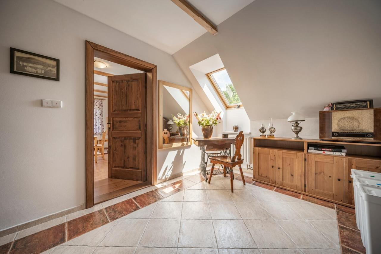 Apartmány Rubínovi Horejsi Vrchlabi Exterior foto